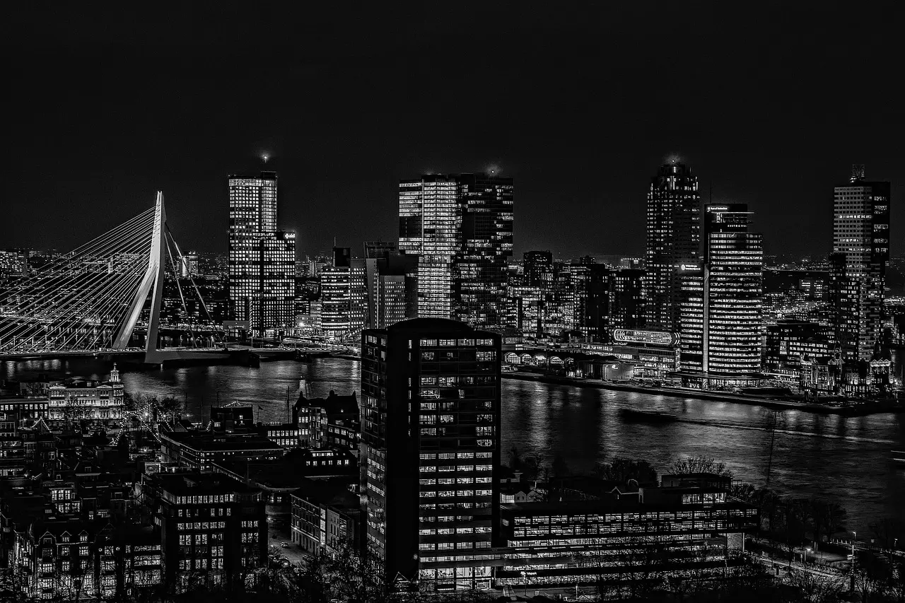 Hvordan er vejret i Rotterdam i uge 42?