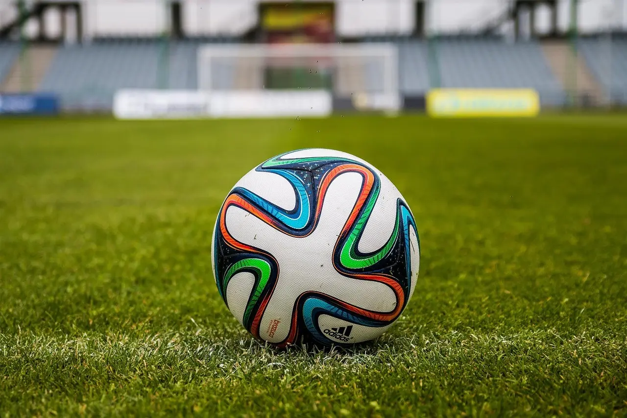 Derde Divisie (Saturday) 25/26 – Runde 2: solide hjemmesejre, en målløs deling og målrig søndag