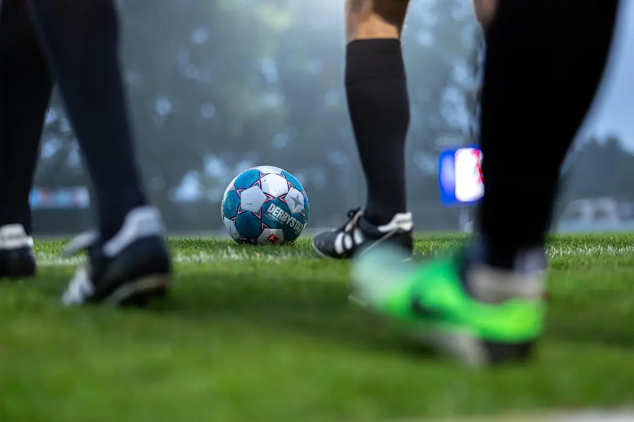 Hattrick, otte mål og sene afgørelser: Tweede Divisie runde 9 kamp for kamp